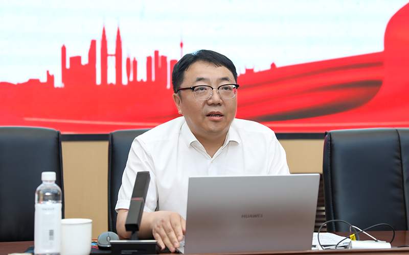 校党委副书记、校长孟祥宏作专题讲座.png